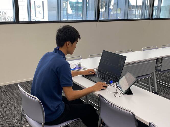 当日、イベントを運営している風景