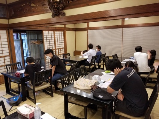 週に一度行っている学習支援の様子