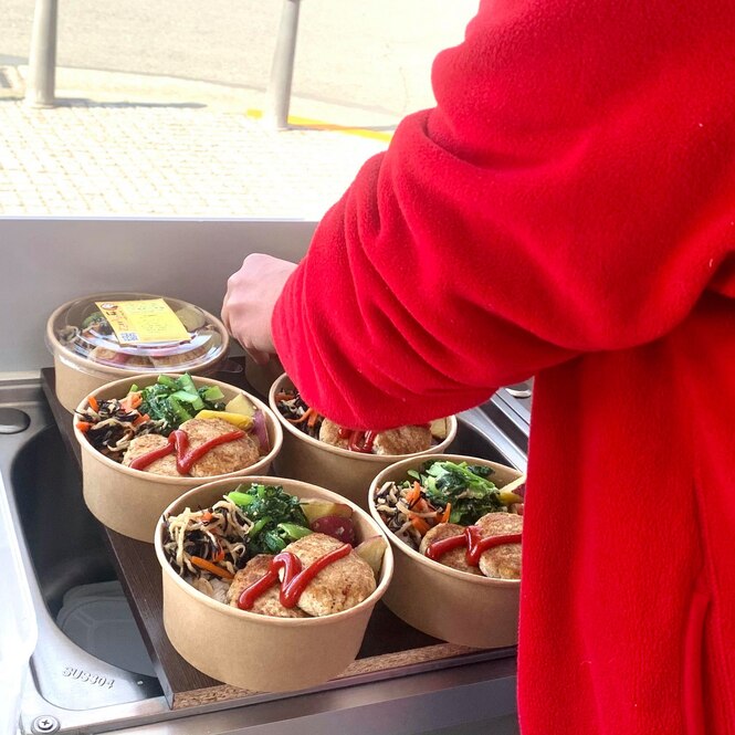 思いを込めて一つ一つ丁寧に作られるお弁当