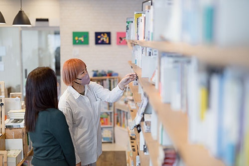 マルジナリア書店