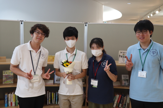 プラッツ職員と野呂さん