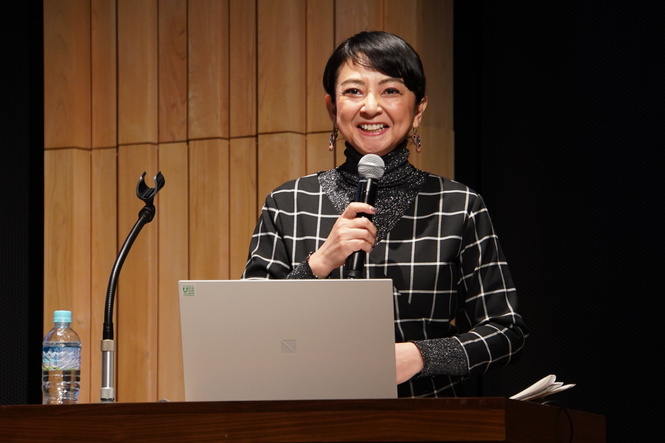 町亞聖