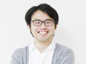 講師