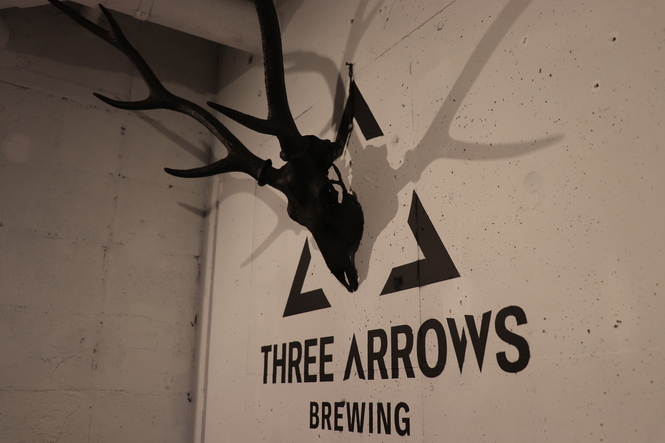 スリーアローズブルーイングの内装