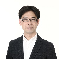 講師写真芦沢氏